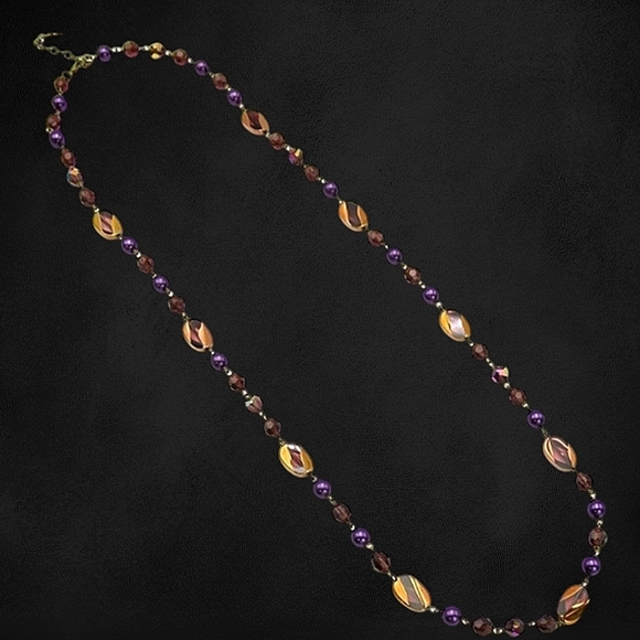 Stone Beaded Necklace - Picture 5 of 6